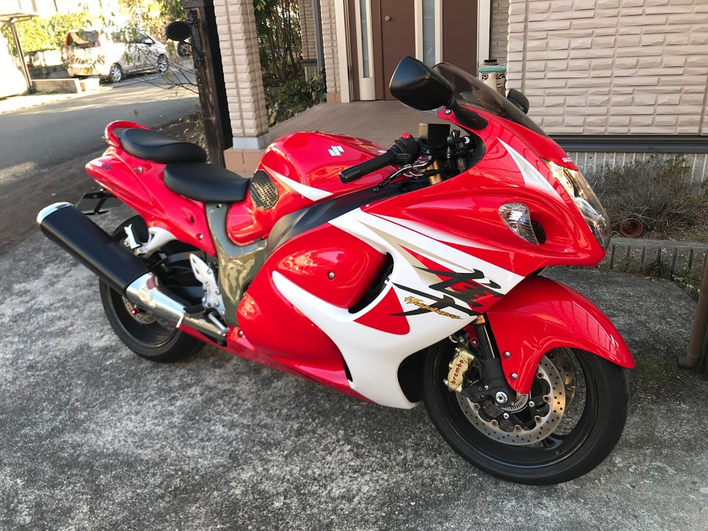 ネイキッド Zrx10r からツアラー Gsx1300r隼 に乗り換えた感想 石ログ